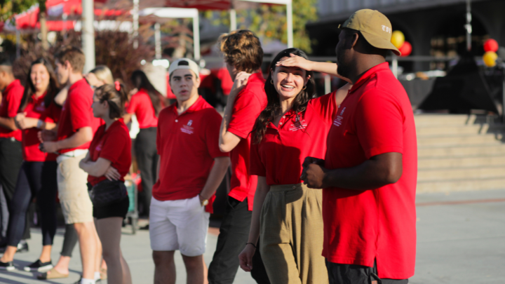campus beauty shot of students walking 